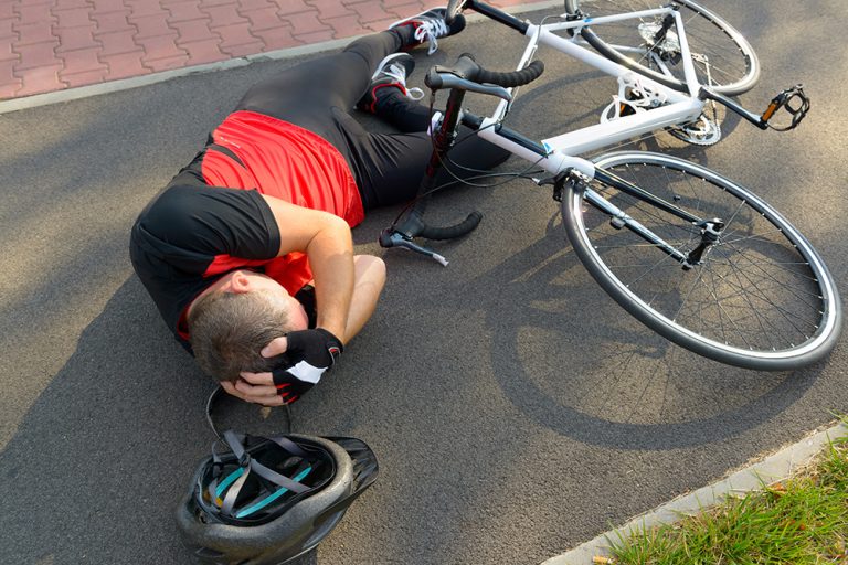 what-to-do-if-someone-hits-you-on-your-bike