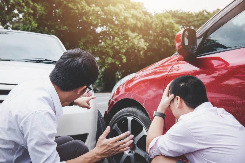 Is it legal to settle car accident privately in California?